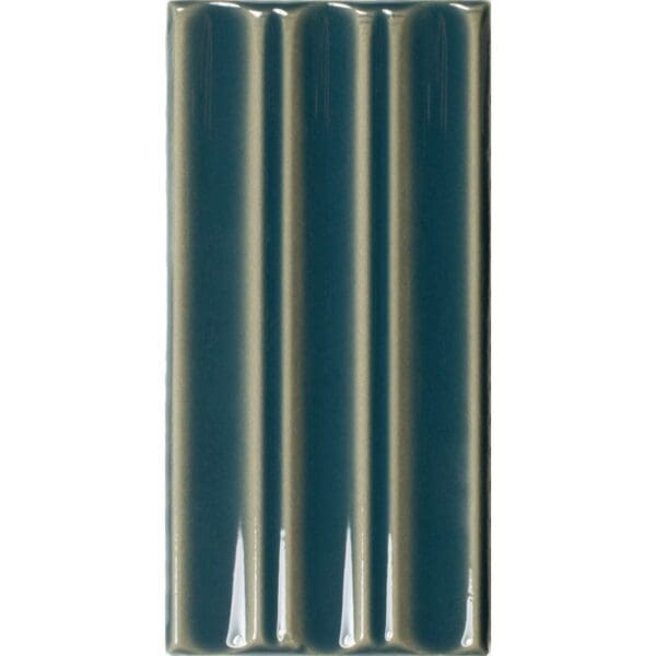 Fayenza Peacock Blue Belt Tile