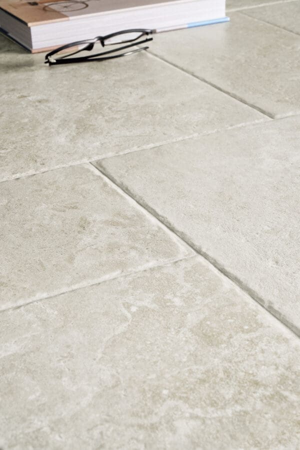 Atelier Grey Tile