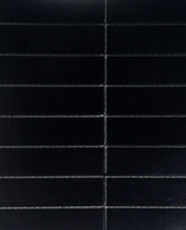 Finger KitKat L Black Matt Tile