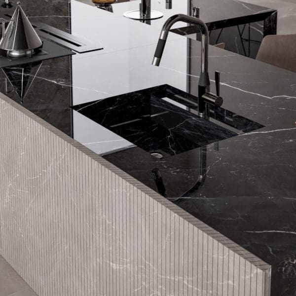 XXL Black Calacatta Bookmatched Tile