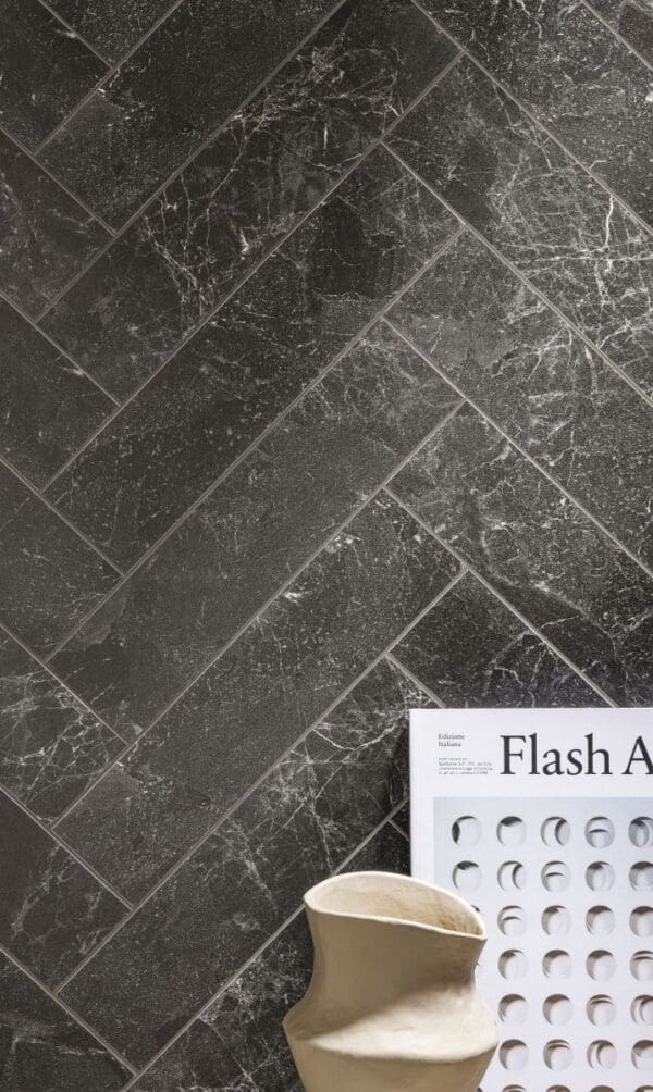 Cosmopolitan Nero Tile