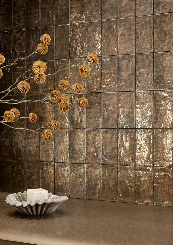 Berlese tiles: an Ossidia Bronzo wall, close up